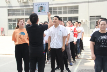 拔河 | 這是一篇有力量的推文！